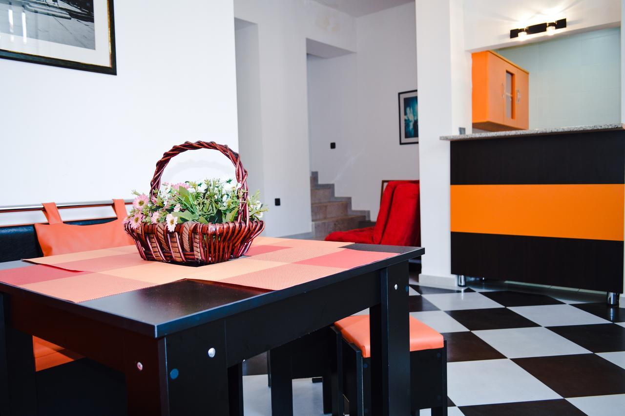 Deluxe Apartment Tbilisi ภายนอก รูปภาพ