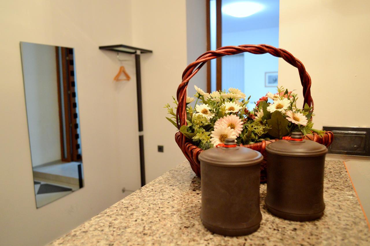 Deluxe Apartment Tbilisi ภายนอก รูปภาพ